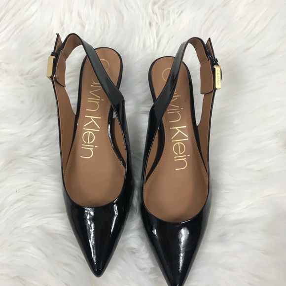 Calvin Klein Shoes - Beautiful classic Calvin Klein shoes 💕